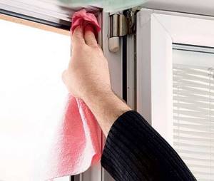15 способов, чем помыть окна без разводов в домашних условиях
