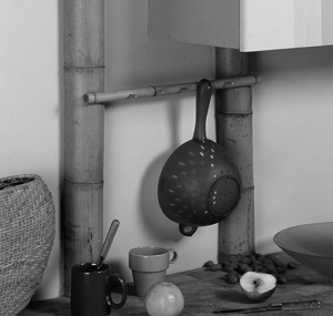 6 советов, как спрятать газовую трубу на кухне