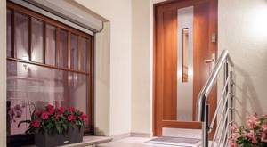 Недорогие входные двери: 7 советов по выбору